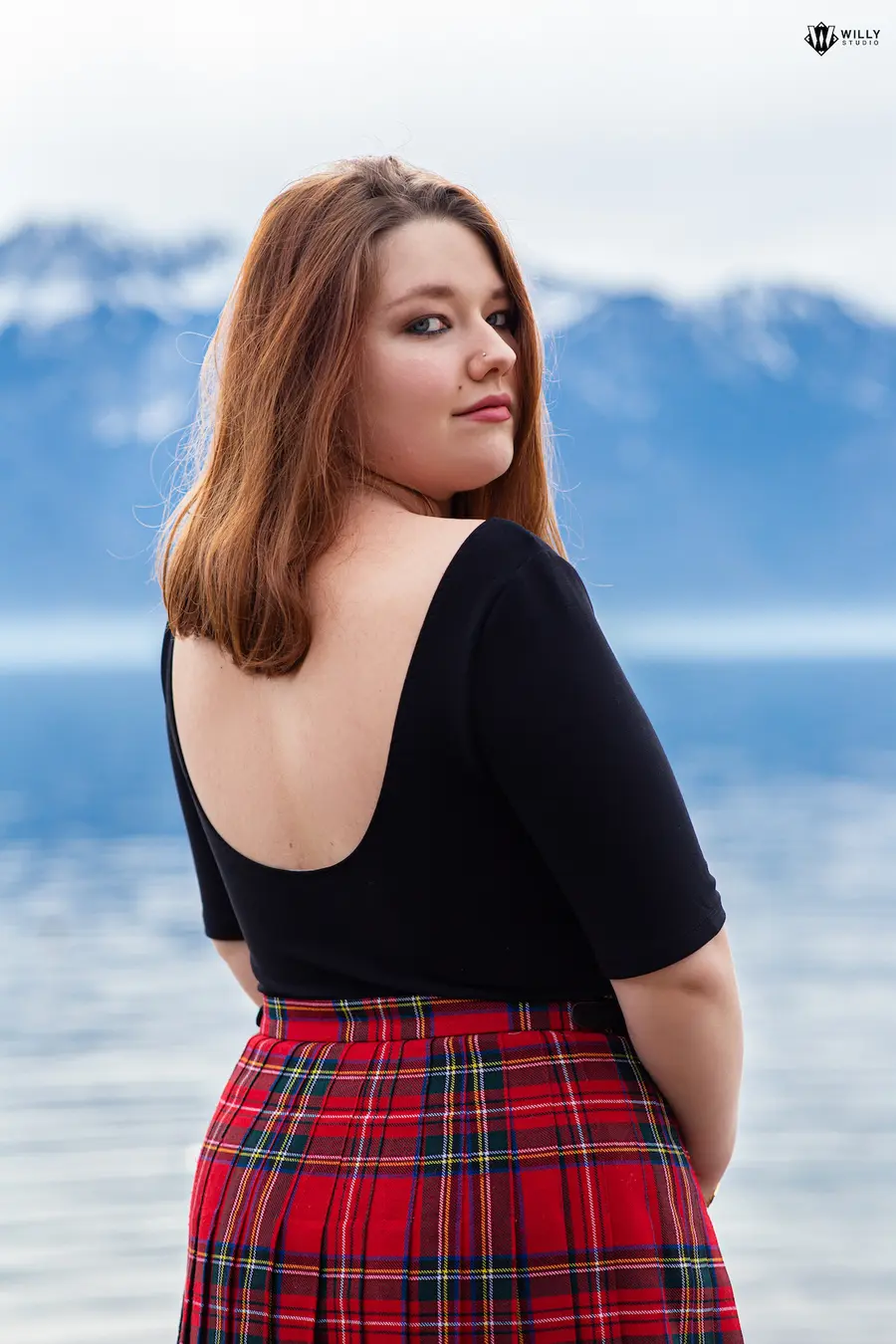 Lara Drozdek-Lambelet by Lake Geneva